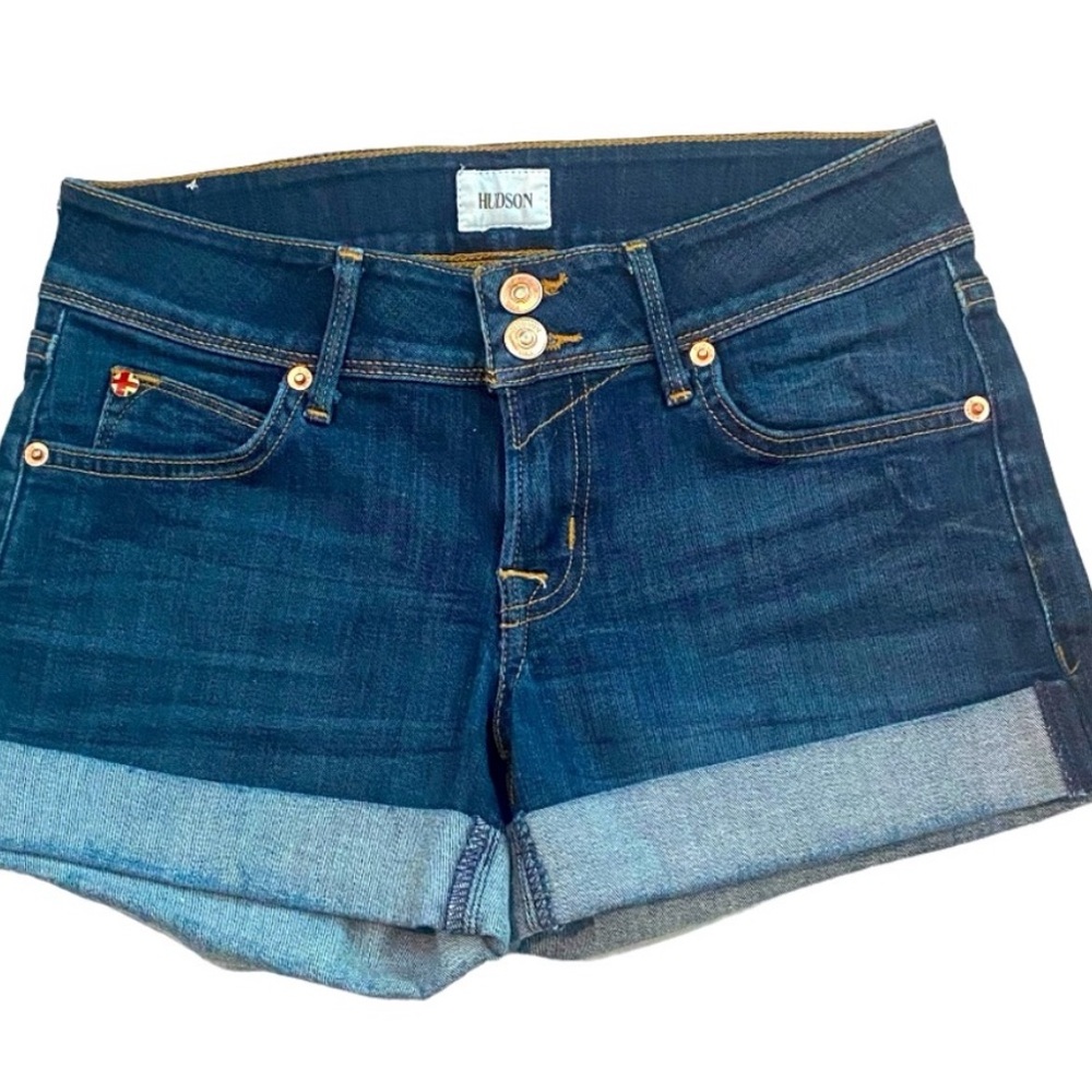 Hudson Croxley Mid Thigh Short Size 24